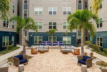 Outdoor-Lounge-02-Halo-46-Tampa-12