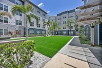 152-Halo46 - Amenities - Pool & Courtyard (35)