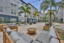 159-Halo46 - Amenities - Pool & Courtyard (42)