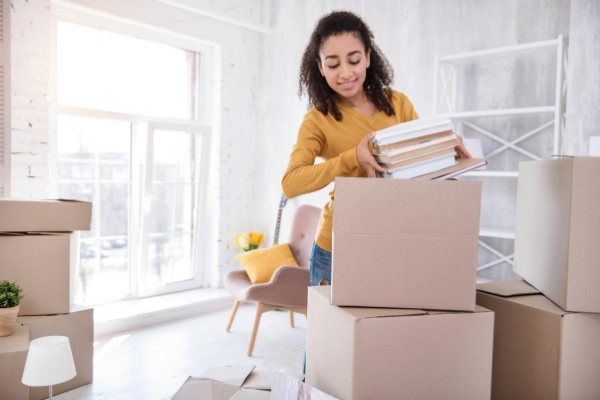 USF Apartment Move-Out Checklist College student moving out of USF apartment